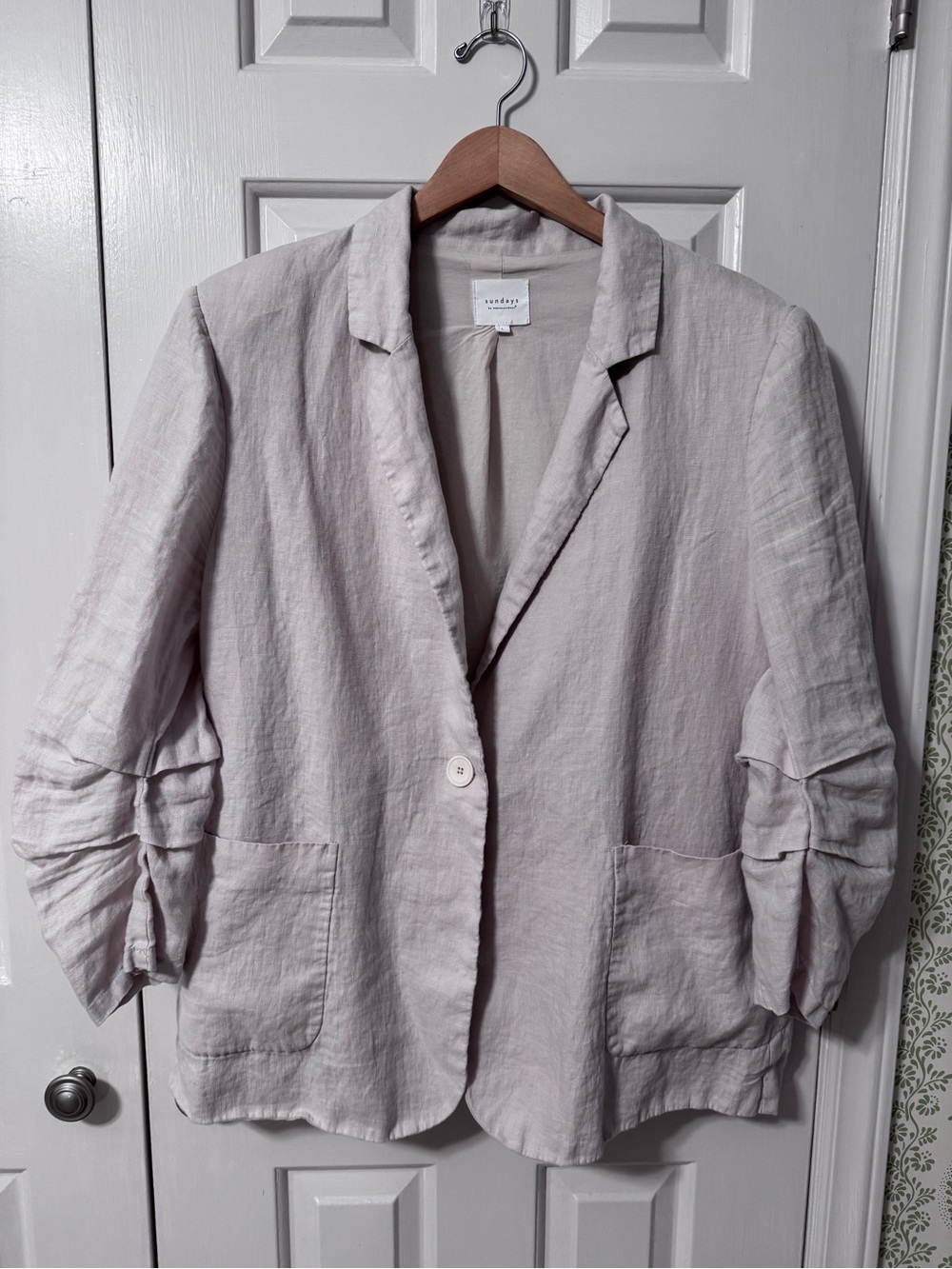 Sundays Linen Blazer - Picture 2 of 5